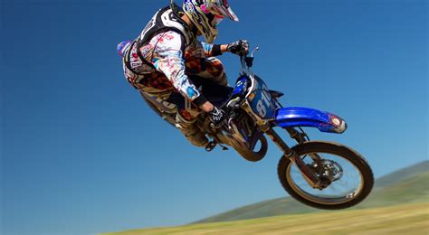 How Fast is a 200cc Dirt Bike? And Why Does It Feel Like Riding a Rocket-Powered Unicorn?